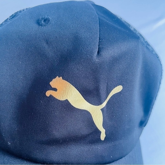 PUMA Women's Train Relax Fit Cap Black Gold - Picture 5 of 9